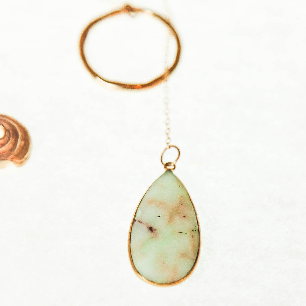 Gold Chrysoprase Teardrop Pendant Lariat Necklace